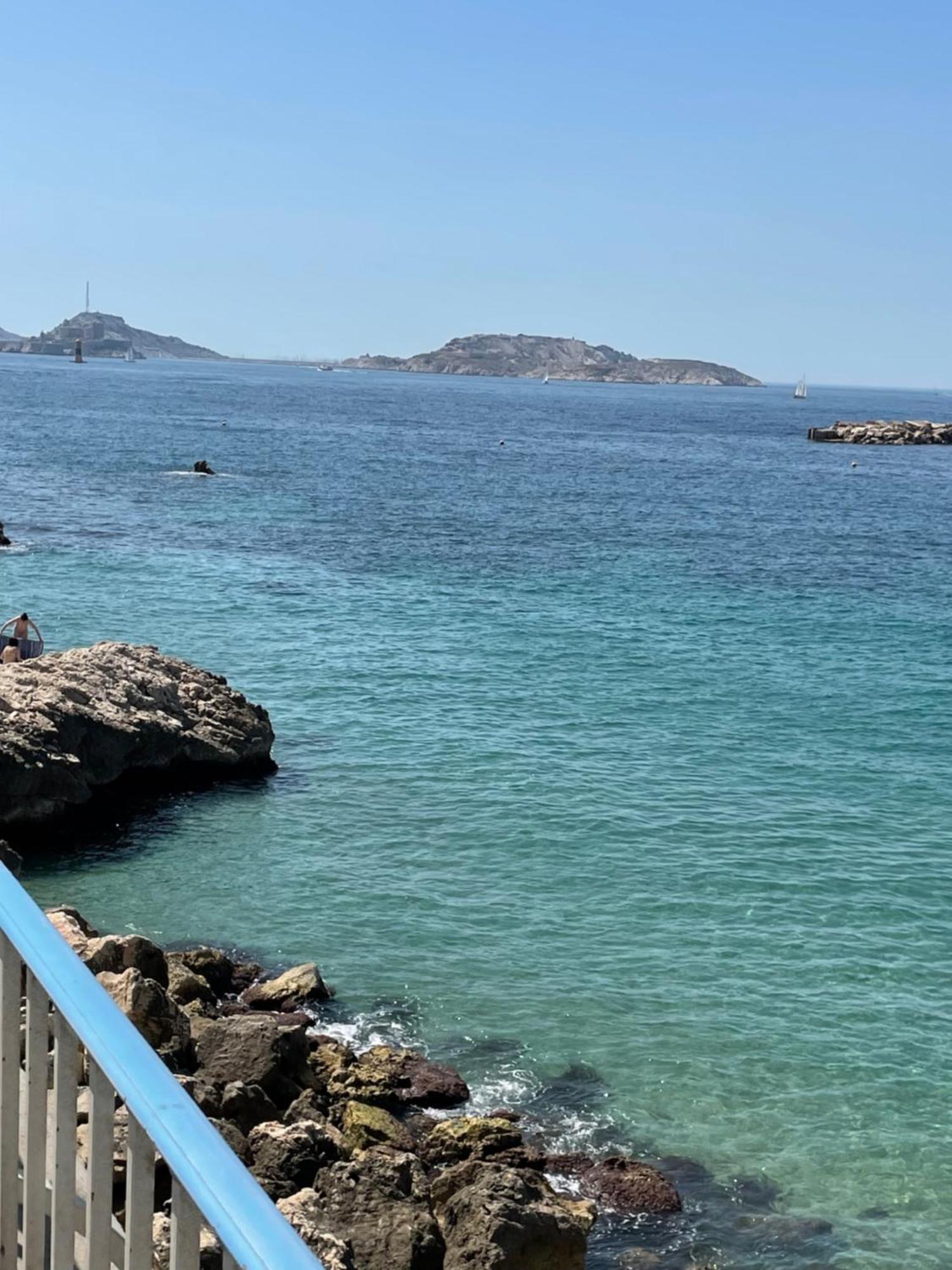Calanques Pres Du Vieux Port Marseilles